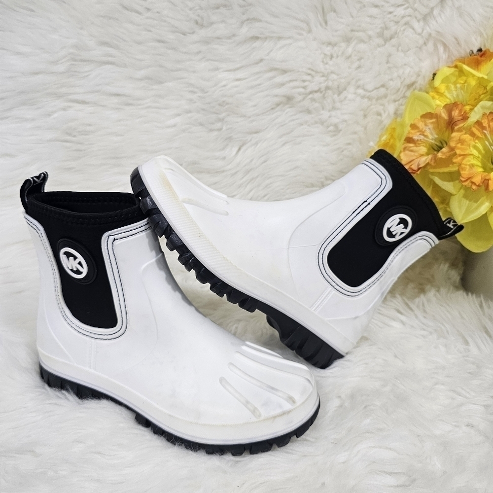 Michael Kors Tucker Optic White and Black PVC/Elastic Rain Bootie Boots sz.9